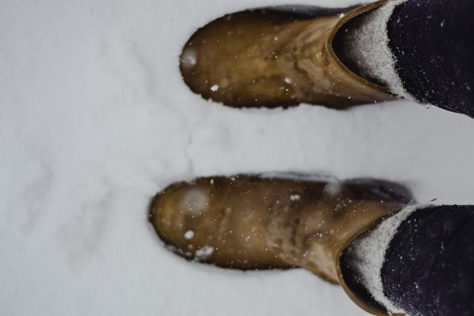 Why I spent 0 on socks and still had frozen toes (and what actually works)